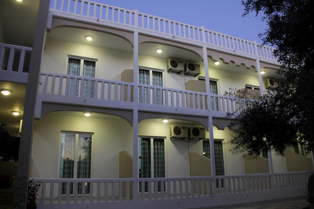 Hotel Ikaros Архангелос Екстериор снимка