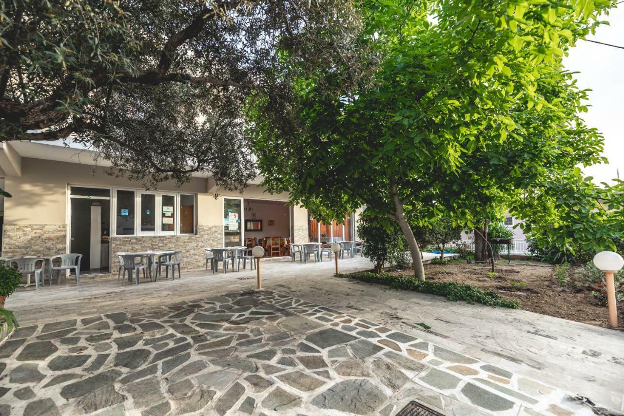 Hotel Ikaros Архангелос Екстериор снимка