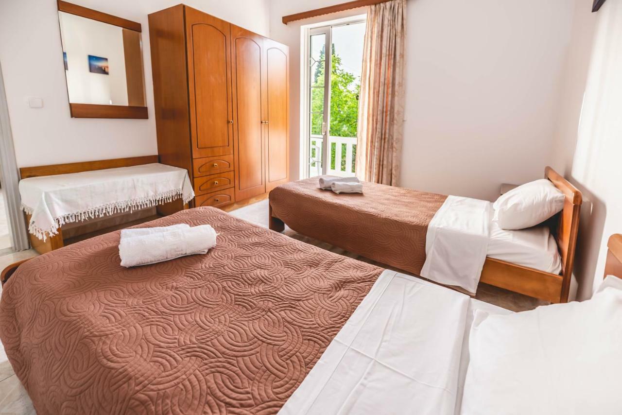 Hotel Ikaros Архангелос Екстериор снимка