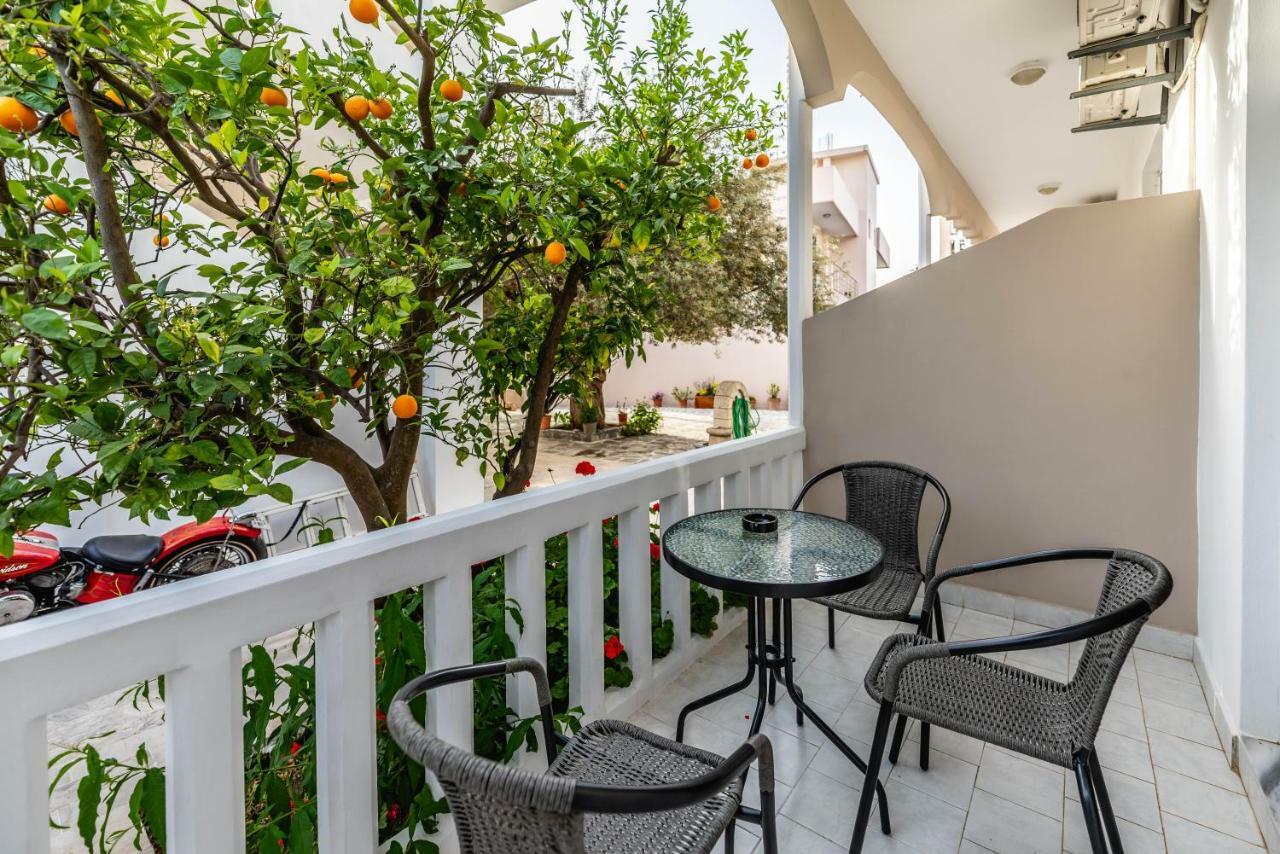 Hotel Ikaros Архангелос Екстериор снимка