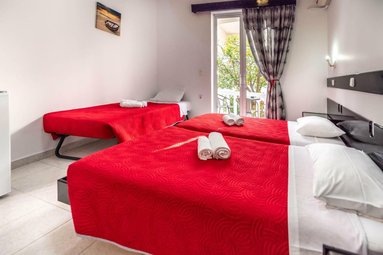 Hotel Ikaros Архангелос Екстериор снимка
