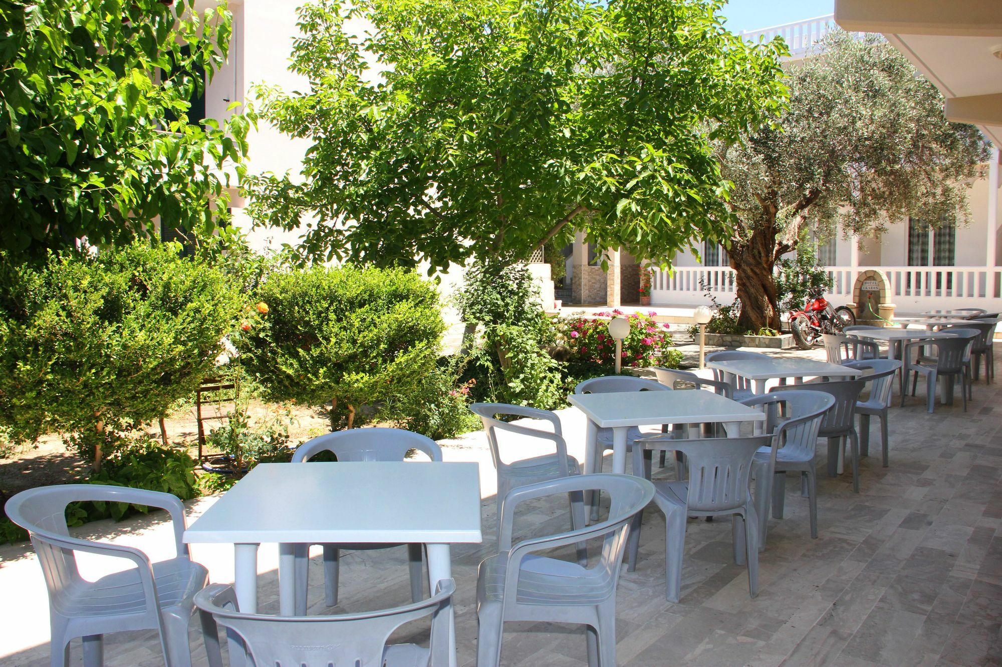 Hotel Ikaros Архангелос Екстериор снимка