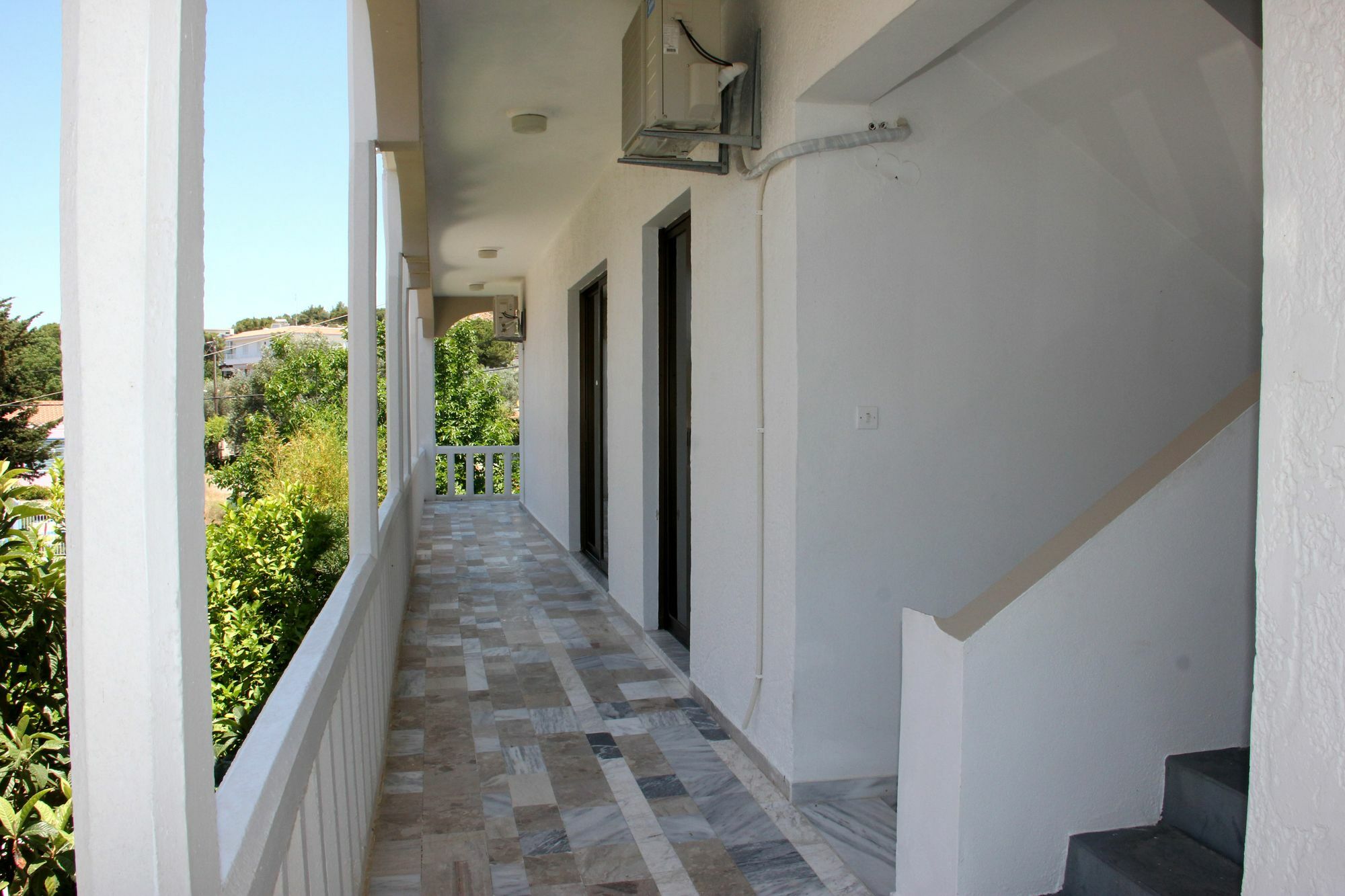 Hotel Ikaros Архангелос Екстериор снимка